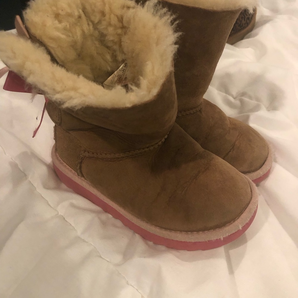 Girls Aug boots size 10 toddler